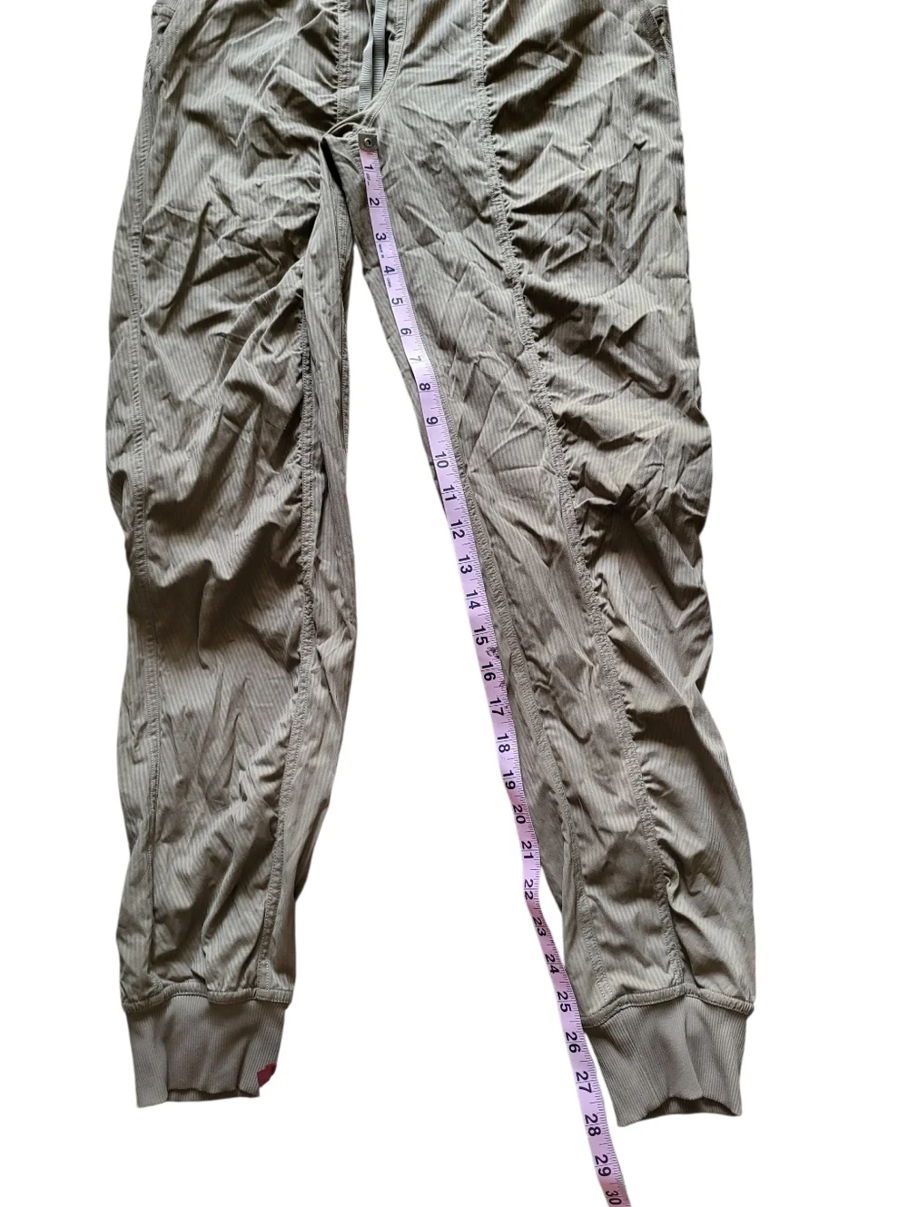 lululemon athletica pre owned